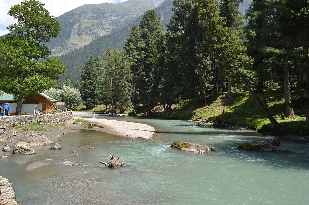 Kashmir in 5 Days — The Best Possible Itinerary