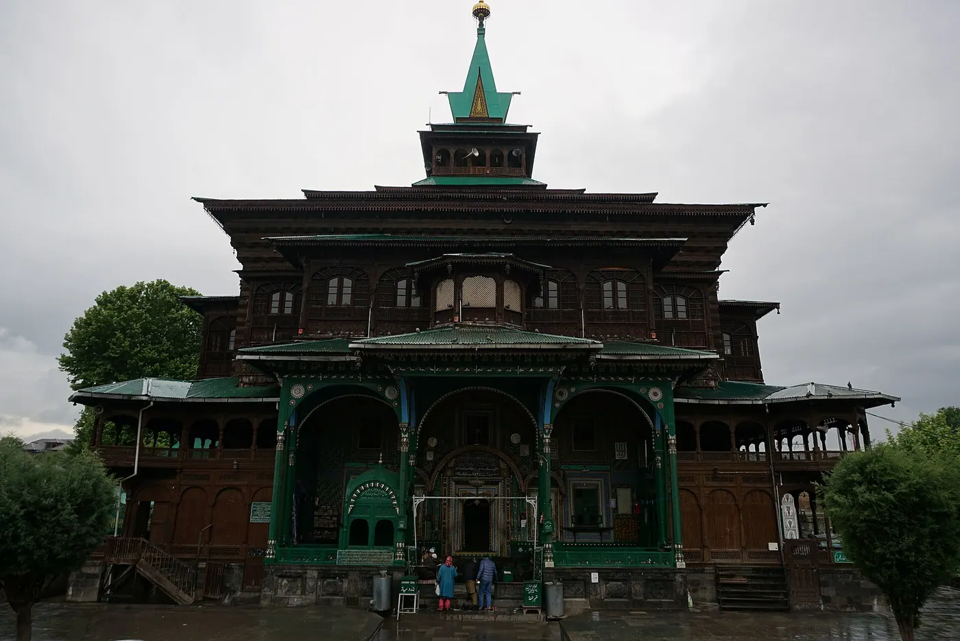 The timber Shah-e-Hamadan mosque in the old city of Srinagar